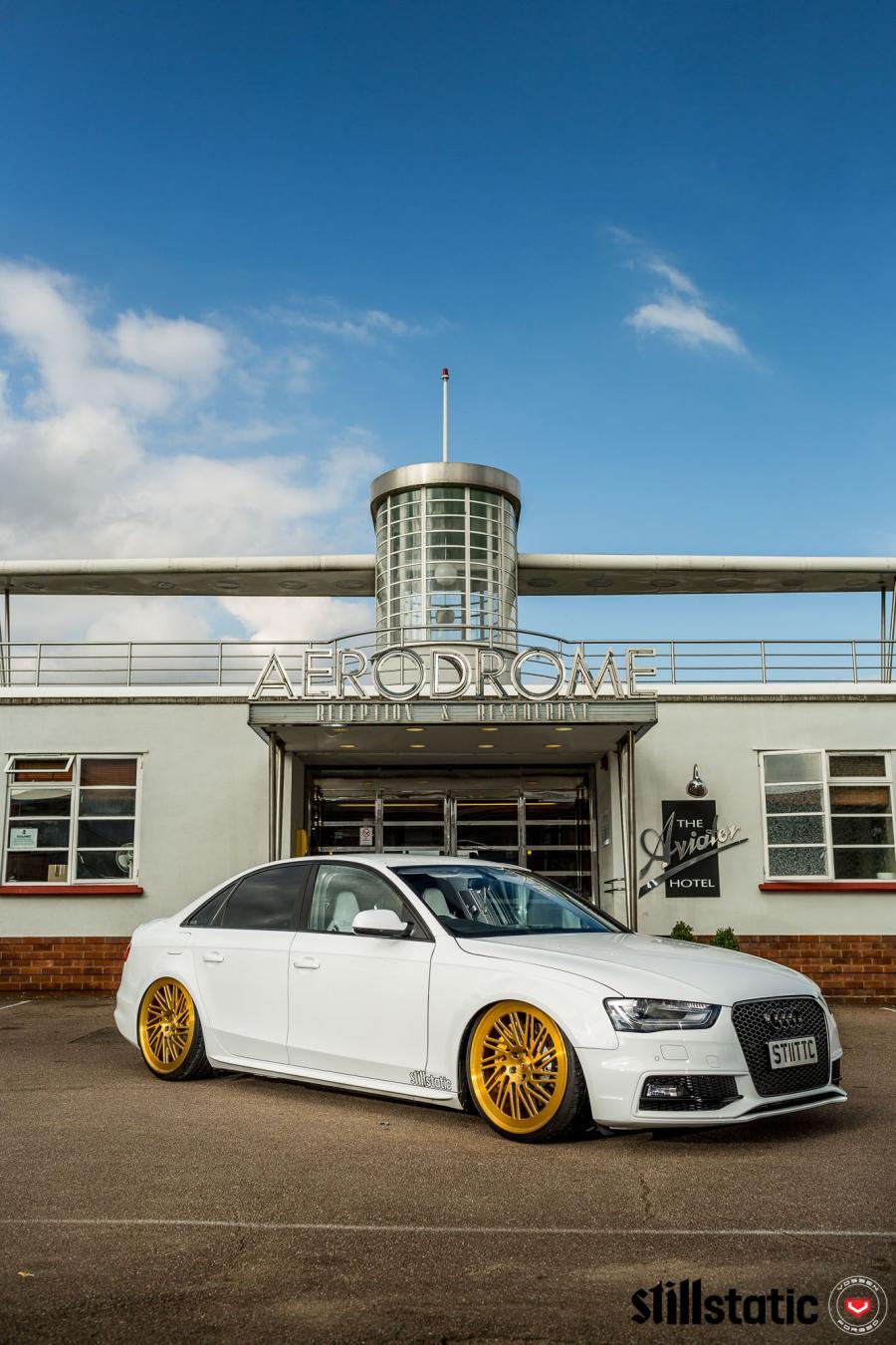  Audi A4 Sedan on Vossen Wheels (LC-105T) 2016 года  (фото 20 из 45)